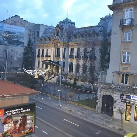 Victoria Plaza Two Bdr Apt Bucharest