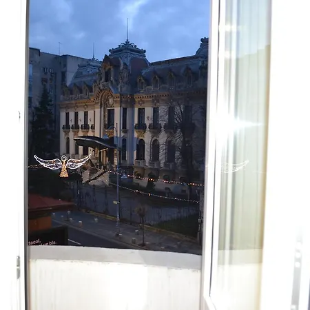 Victoria Plaza Two Bdr Apt * Bucharest