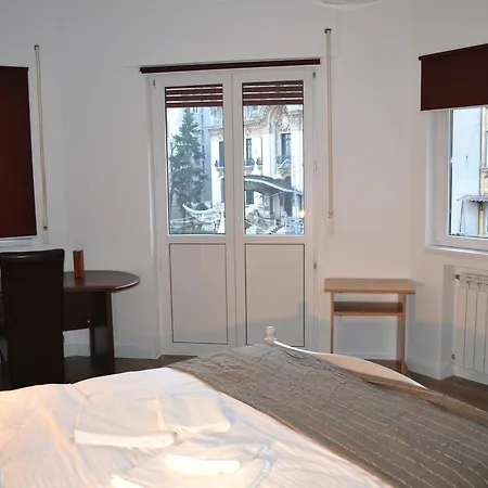 Apartment Victoria Plaza Two Bdr Apt